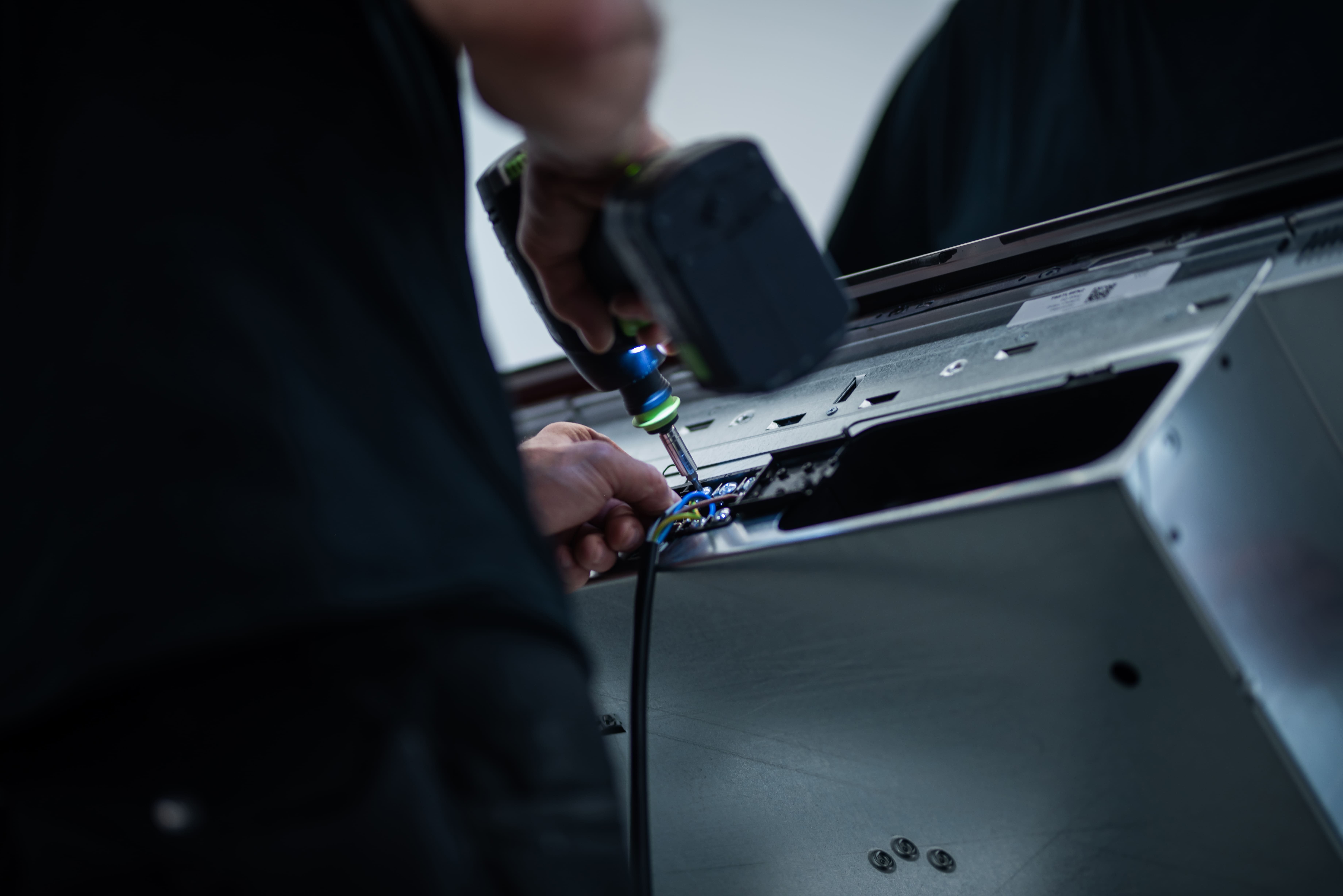 Hausgeräte-Einbau, Montage